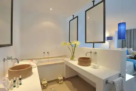 Sea Side Resort & Spa - Adults Only - 8