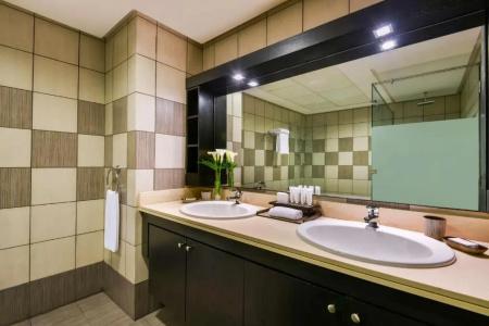 Kempinski Residences & Suites, - 55