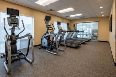 TownePlace Suites by Marriott Indianapolis Airport - 18