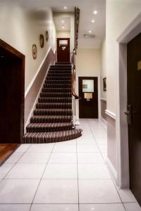 Westbury Kensington - 14
