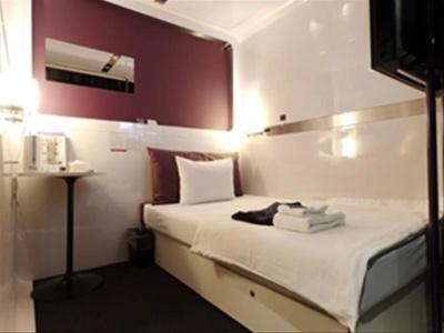 First Cabin Midosuji Namba - 36