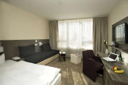Best Western Plus Atrium - 36