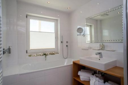 Rumer Hof - 7