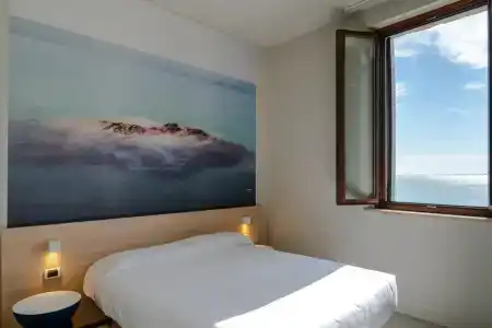 Acropole - 3