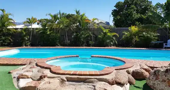 Urangan Motor Inn - 13