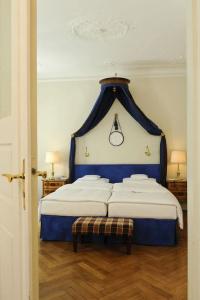 Boutique Splendid-Dollmann - 75