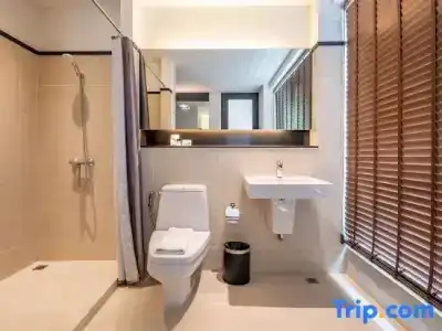 Luxe Residence - 100
