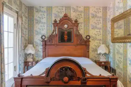 Martine Inn - 23