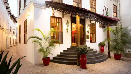 DoubleTree By Hilton Zanzibar - Stone Town - 47