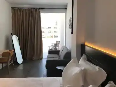 Abacus Suites - 28
