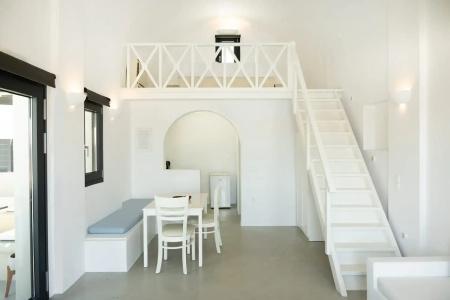 Black Diamond Suites - 107