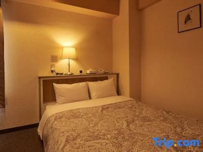 Hotel - 86