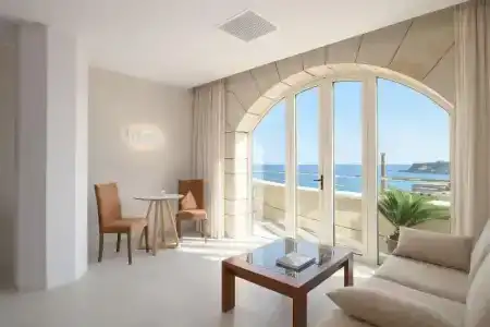 Macaris Suites & Spa - 102