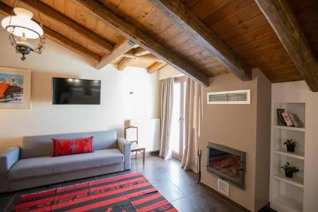 Ellinon Thea Arachova - 90