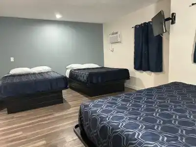 Budget Inn Hollywood - 11