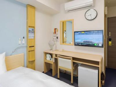 Toyoko Inn Kagoshima chuo eki Higashi guchi - 60