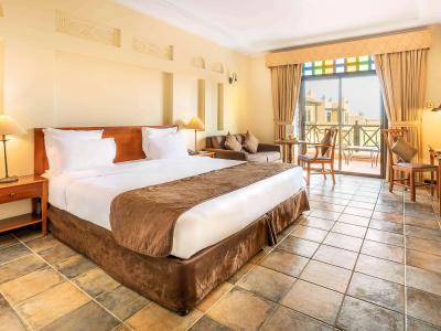 Novotel Bahrain Al Dana - 3