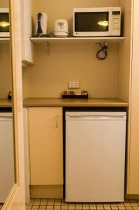 Lancaster Court - 19