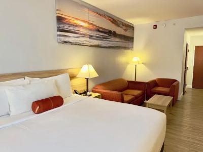 Days Inn & Suites by Wyndham - 108