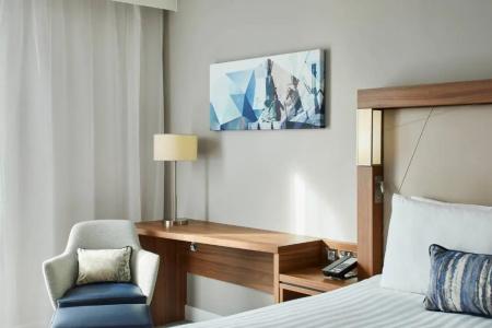 Courtyard by Marriott London City Airport - 29