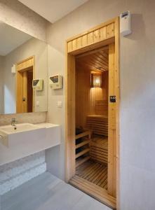 Arden and Residence by At Mind - 23