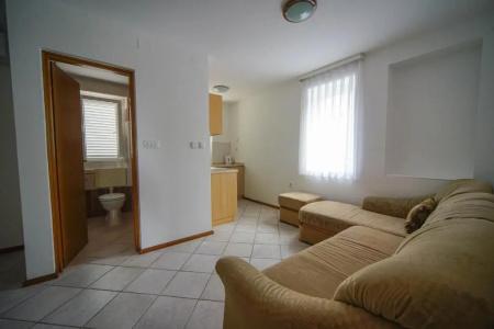 and Rooms Degra - 32