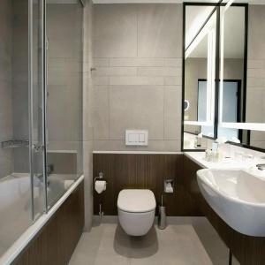 Courtyard by Marriott Katowice City Center - 10