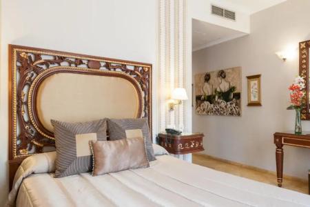 Adriano Boutique Sevilla - 85
