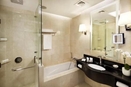 Crowne Plaza West Bay, An Ihg - 59