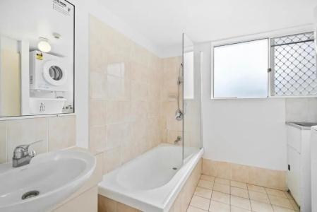 Markham Court - 44