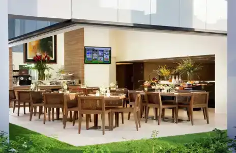 Novotel Living Orchard - 25