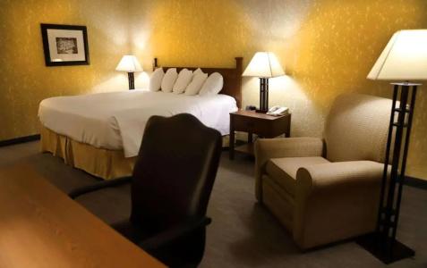 Best Western Inn and Conference Center - 72