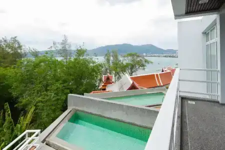 Jirana Patong - 103