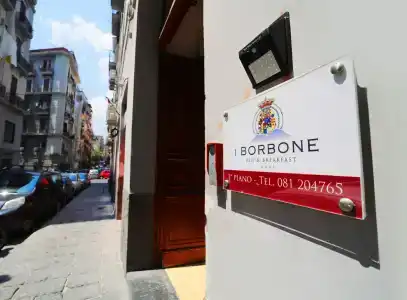 b&b i Borbone - 0