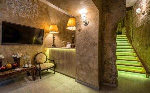 Plaza Marchi Old Town - Mag Quaint & Elegant Boutiques - 1