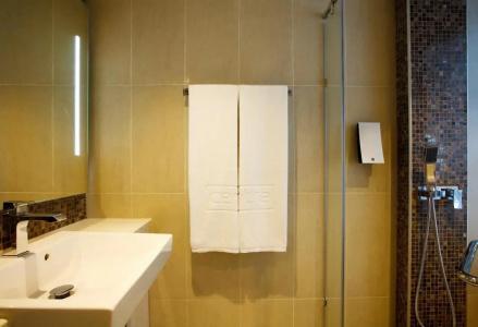 Centra by Centara Avenue Pattaya - 9