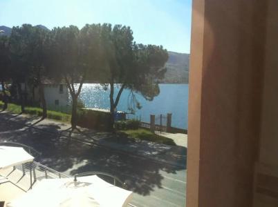 A Lago - 18