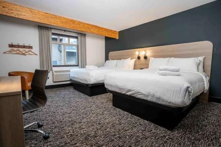 Days Inn & Suites by Wyndham - 42