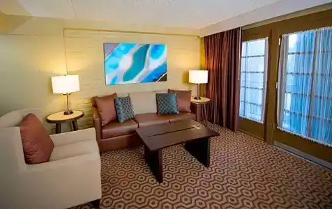 DoubleTree Suites by Hilton Tucson-Williams Center - 100