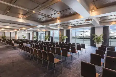 Hilton - 19