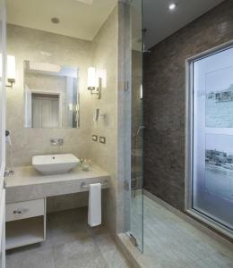 Titanic Business Kartal - 43