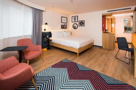 Hampton by Hilton London Park Royal - 43