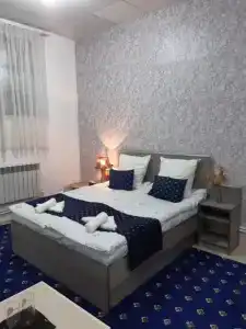 Lind Hostel and Guest House - 0