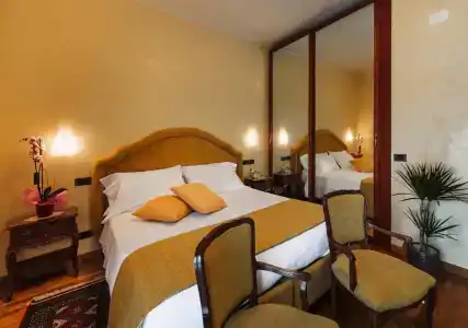 Grand Excelsior - 30