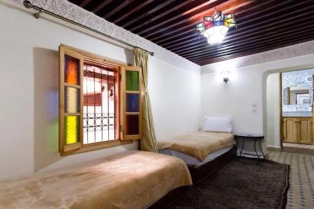 Riad Taryana - 27