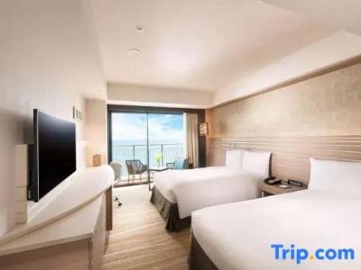 DoubleTree by Hilton Okinawa Chatan Resort - 50