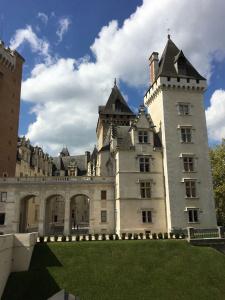 Hôtel Bosquet Pau Centre - 0