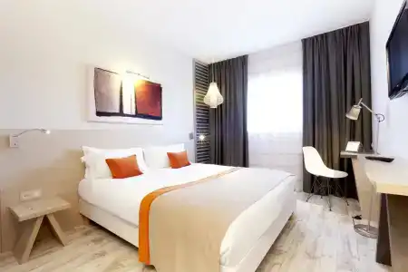 Kyriad Prestige Vannes Centre-Palais des Arts - 5