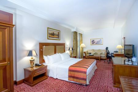 Holiday Inn Bur Dubai - Embassy District - 28