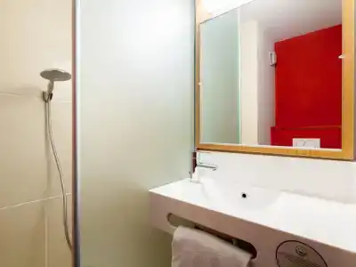 B&B Hôtel Montpellier Centre Le Millénaire - 27